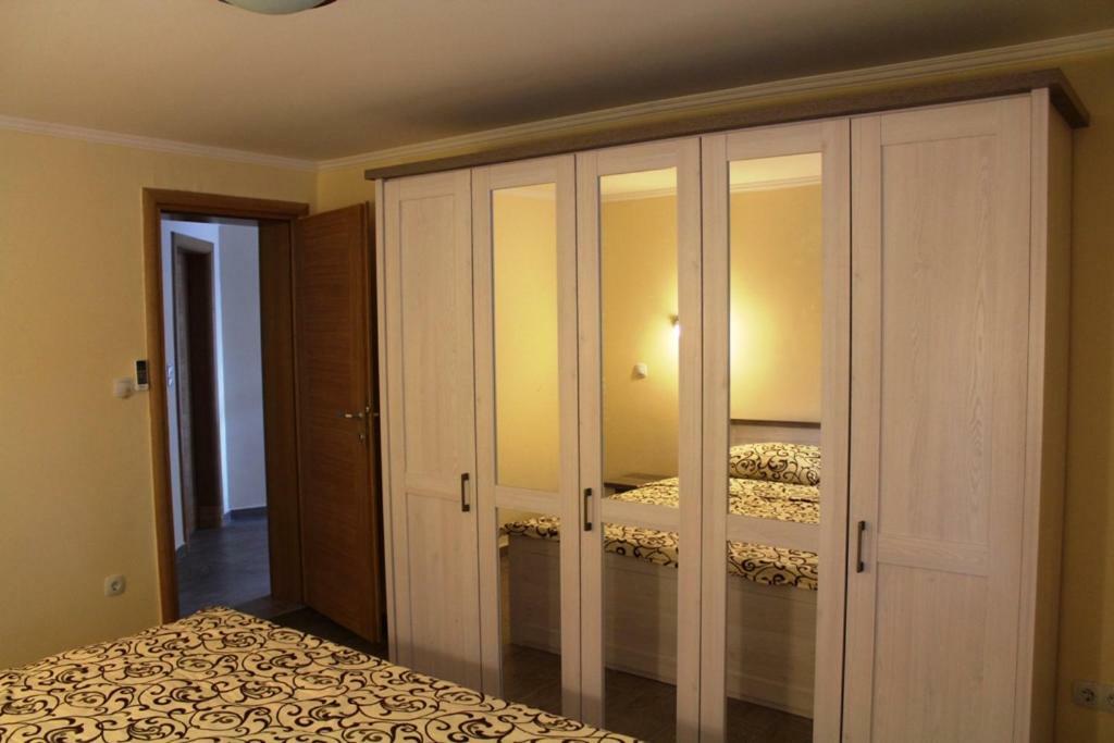 Apartment Sax Jezera Exteriör bild