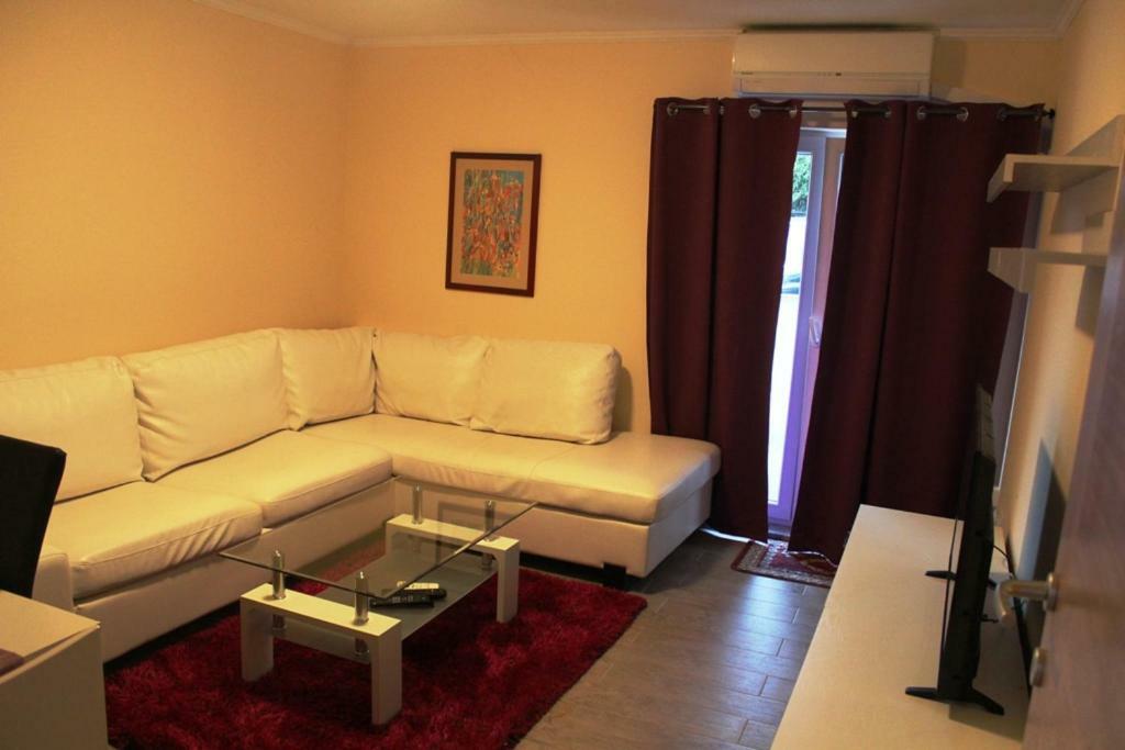 Apartment Sax Jezera Exteriör bild